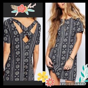 Hollister fitted patterned dress